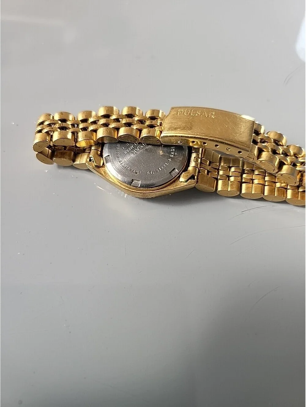 Pulsar Watch Women's Vintage Day Date Analog Quartz Gold Tone 25mm 6.5